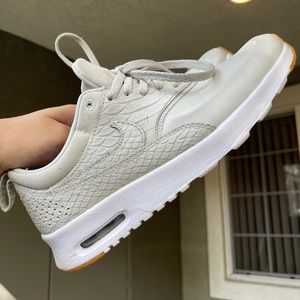 Nike SB Women Sneakers